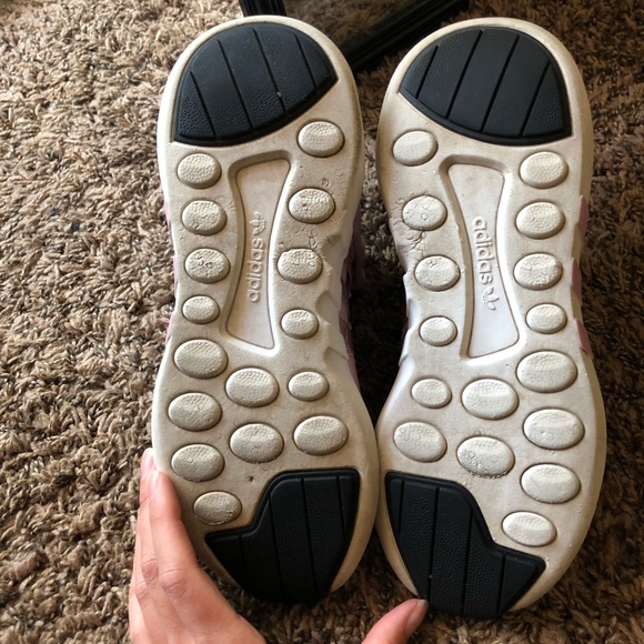 Baby pink adidas EQT trainers - Picture 6 of 6